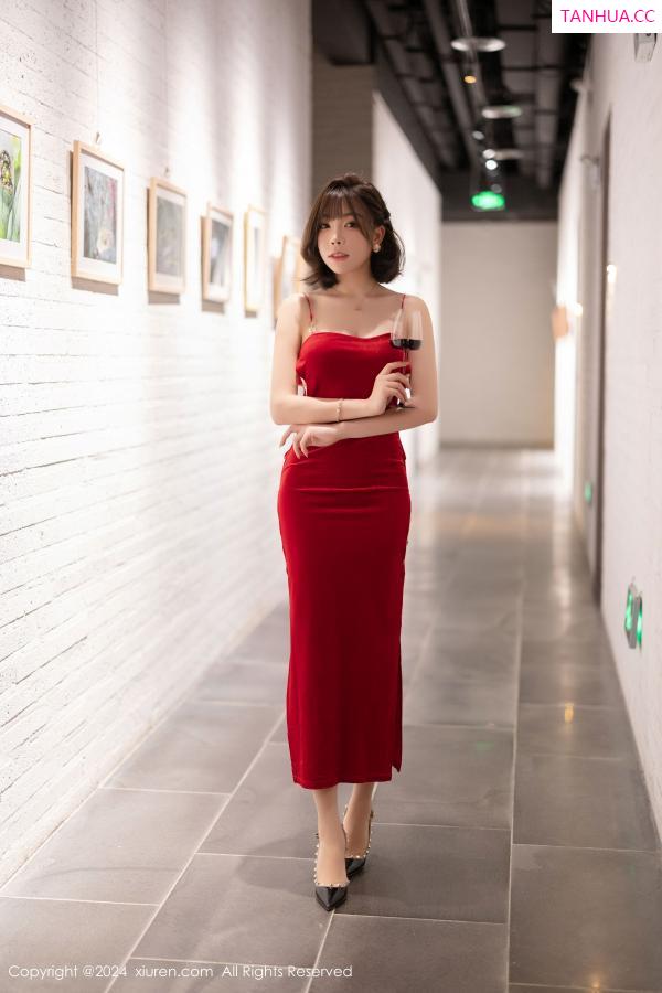 陈芝 芝芝Booty [XiuRen]高清写真图 2024.09.29 No.9229 徐莉芝Booty 美腿黑丝第3张图片